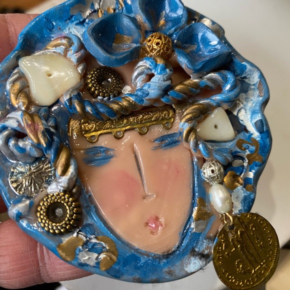 Hand-Made Jeweled Blue Lady Pin - w/ Gold - Picture 12 of 15